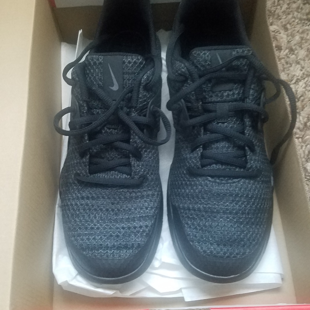 Nike Arrowz Se